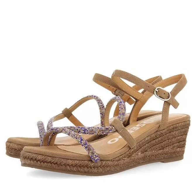 Sandalias Cuña<Gioseppo Sandalias Taupe Con Tirantes De Cristal Multicolor Y Cuña De Yute Para Mujer Tresco